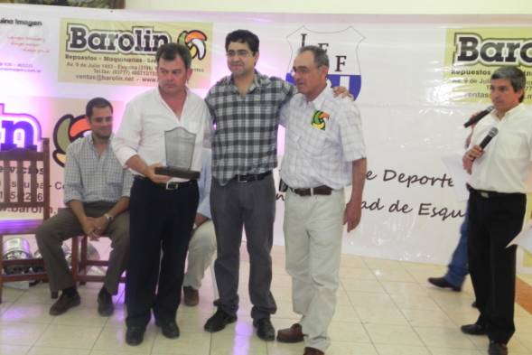 C:\Users\Tato\Desktop\liga\DSCN2404.JPG