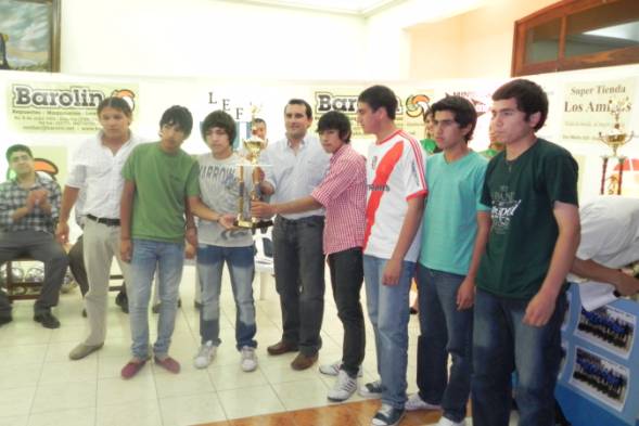 C:\Users\Tato\Desktop\liga\DSCN2381.JPG