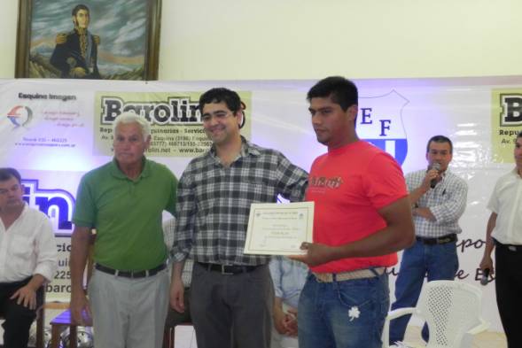 C:\Users\Tato\Desktop\liga\DSCN2377.JPG