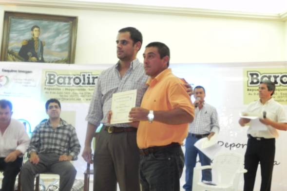 C:\Users\Tato\Desktop\liga\DSCN2371.JPG
